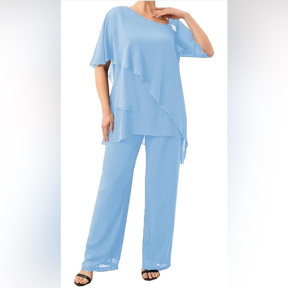 Amazon Sky Blue Straight Leg Women's Pants & Layered Tunic Set